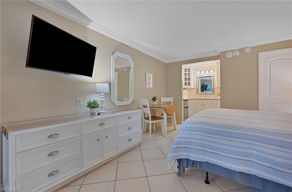 GULFCOAST INN OF NAPLES - Residential