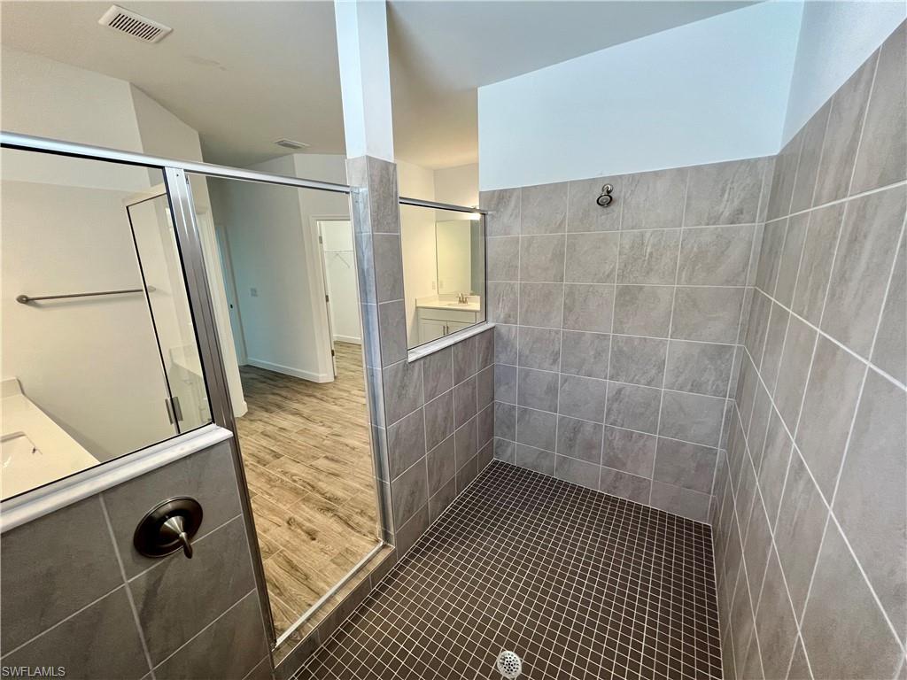 VERDANA VILLAGE - Residential