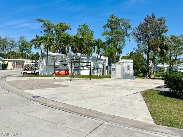 IMPERIAL WILDERNESS - Land