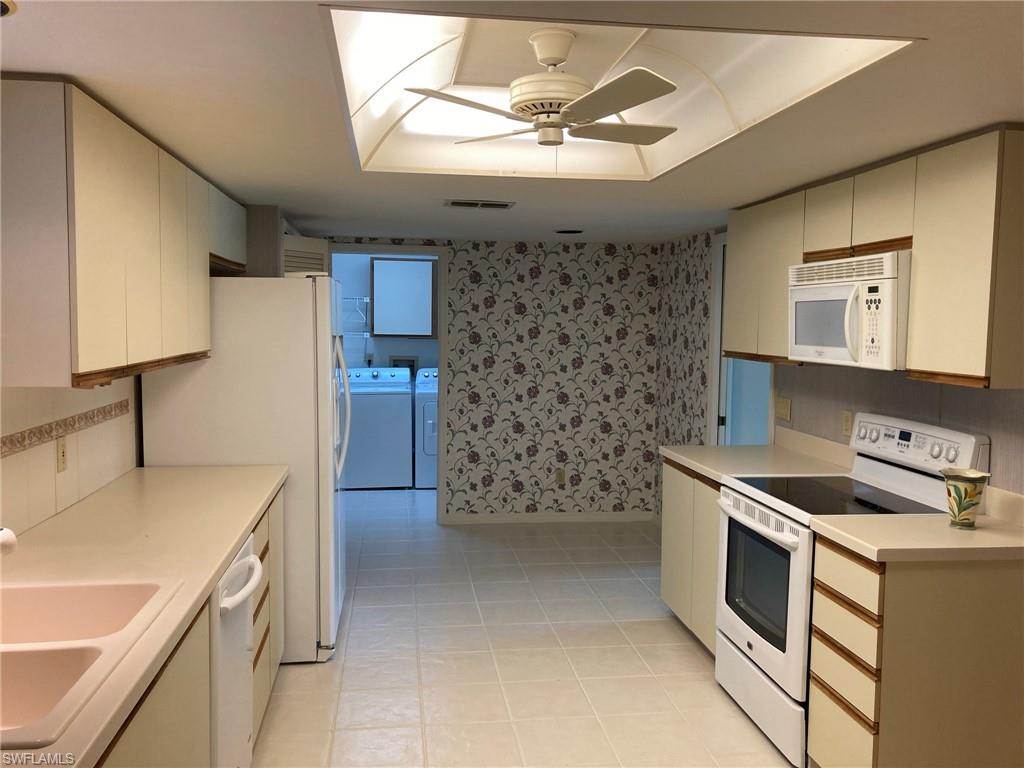 SINGLE FAMILY VILLAGE - Residential