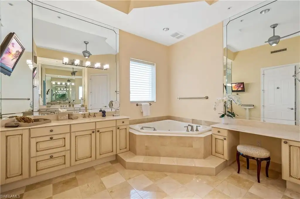 Fort Myers, Florida, 33908, United States, 3 Bedrooms Bedrooms, ,4 BathroomsBathrooms,Residential,Active,2045522