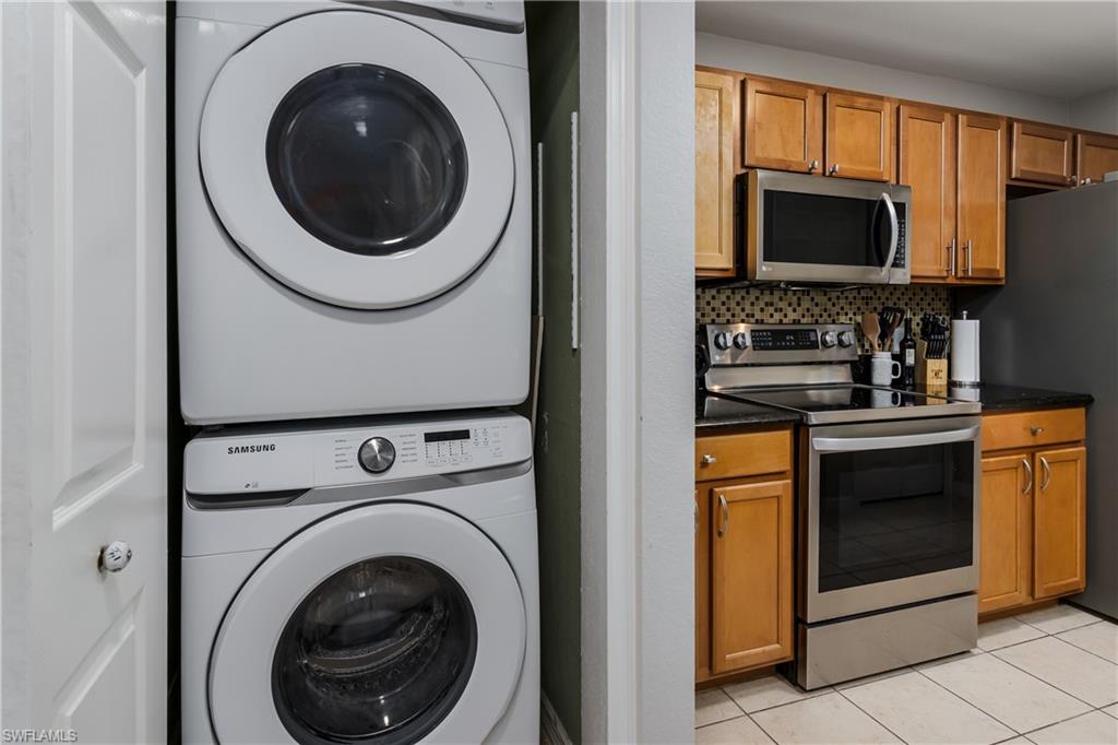 THE VISTAS - Residential Lease