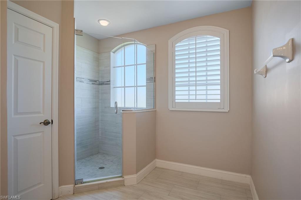 BELL TOWER PARK - Residential