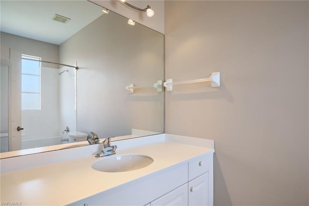 BELL TOWER PARK - Residential