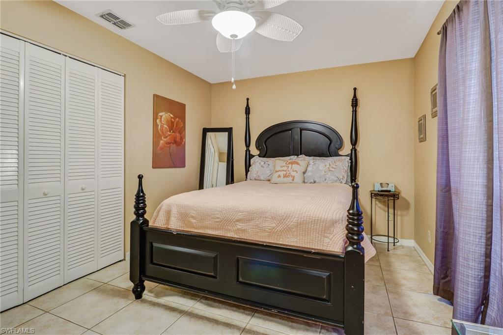 SAN CARLOS PARK - Residential