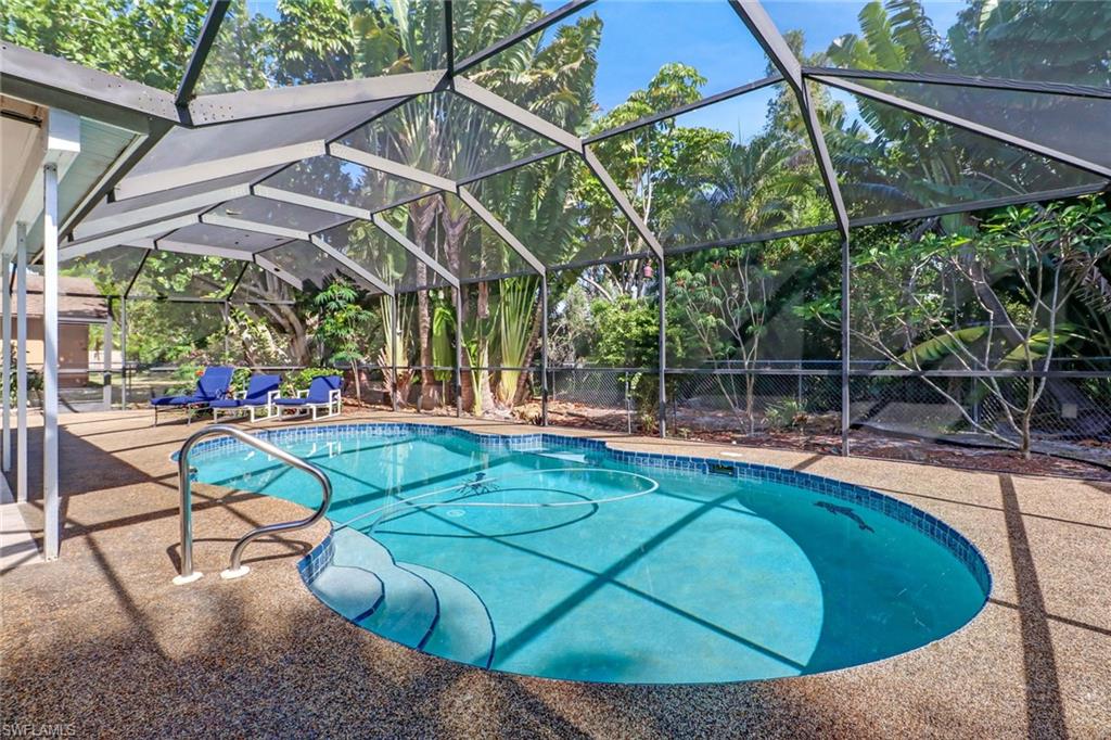 SAN CARLOS PARK - Residential