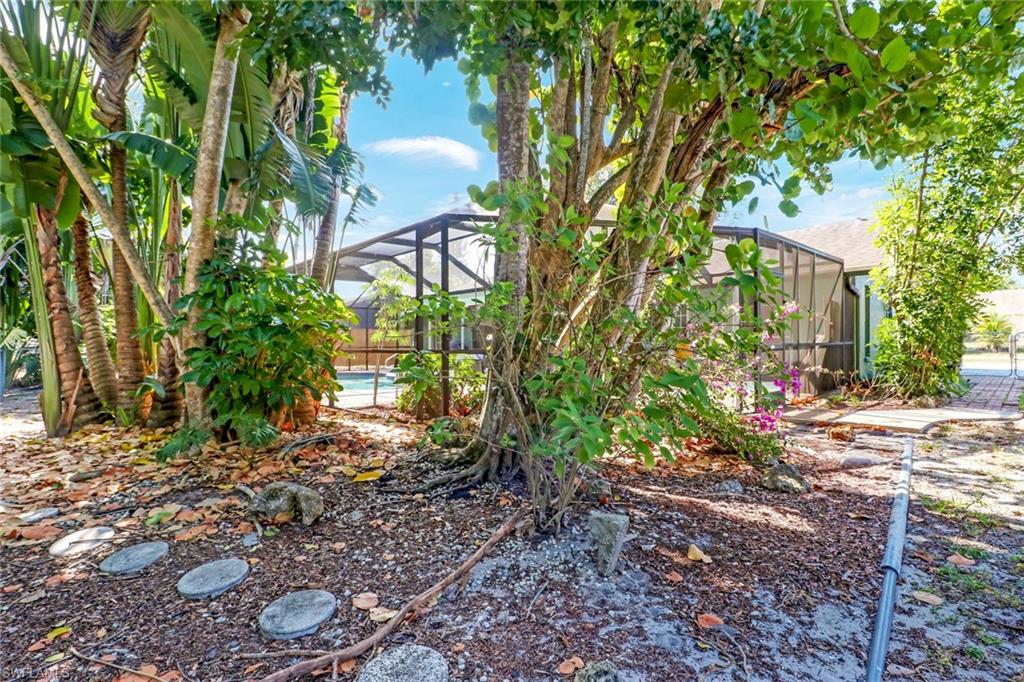 SAN CARLOS PARK - Residential