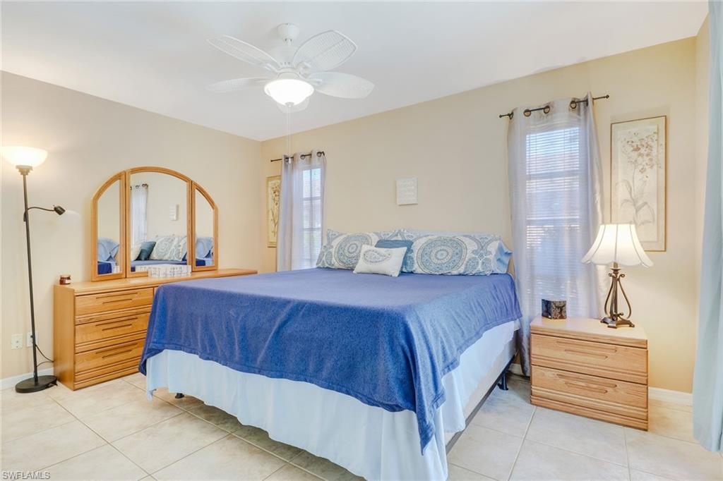 SAN CARLOS PARK - Residential