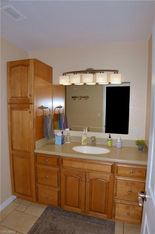 GLENVIEW - Residential