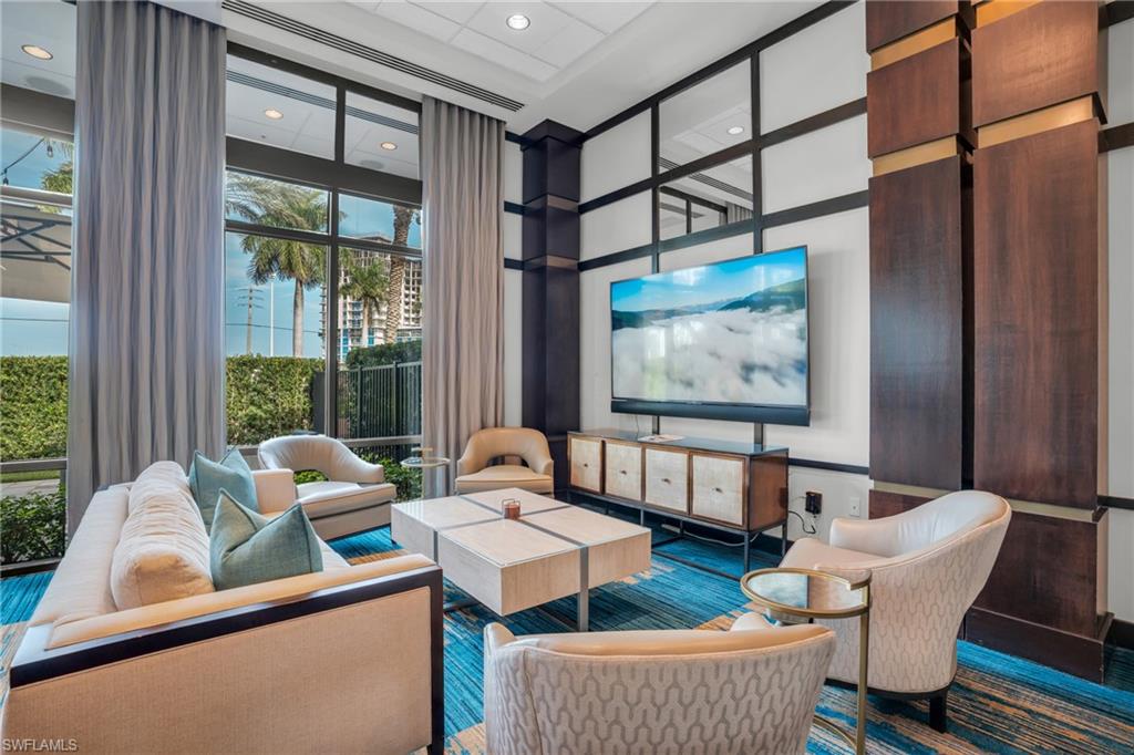 NAPLES BAY RESORT - Residential