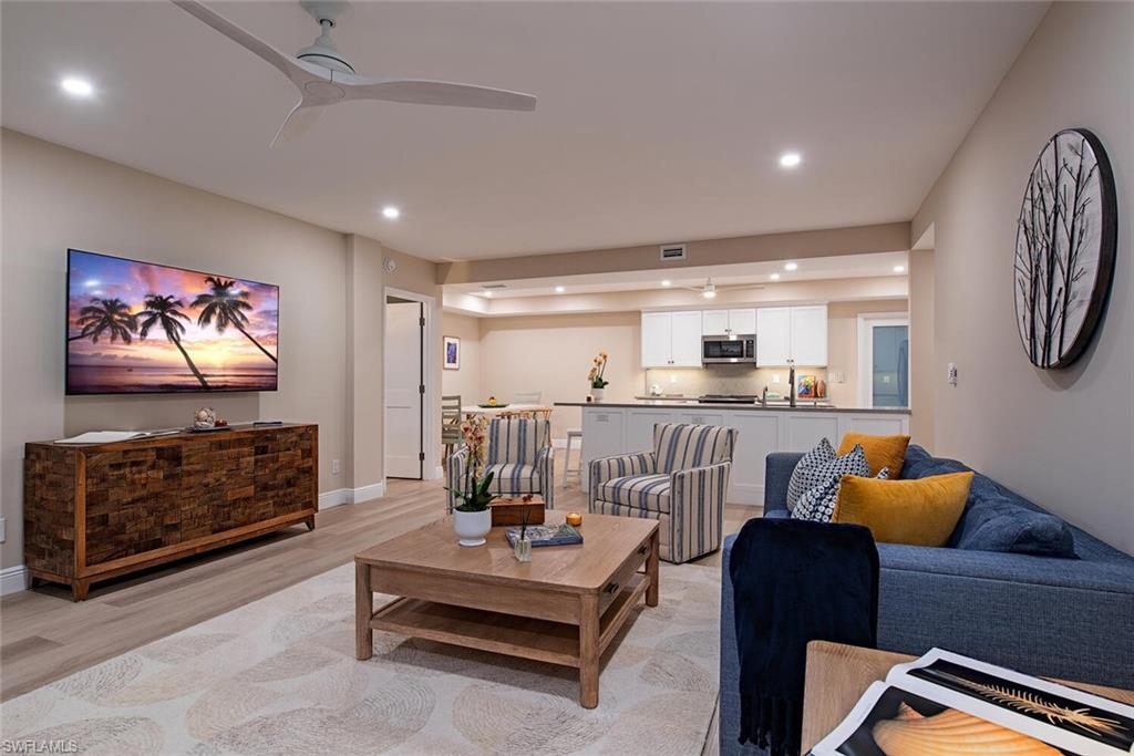 400 Park Shore DR 303