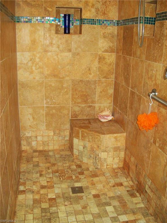 ISLAND PARK VILLAGE - Residential