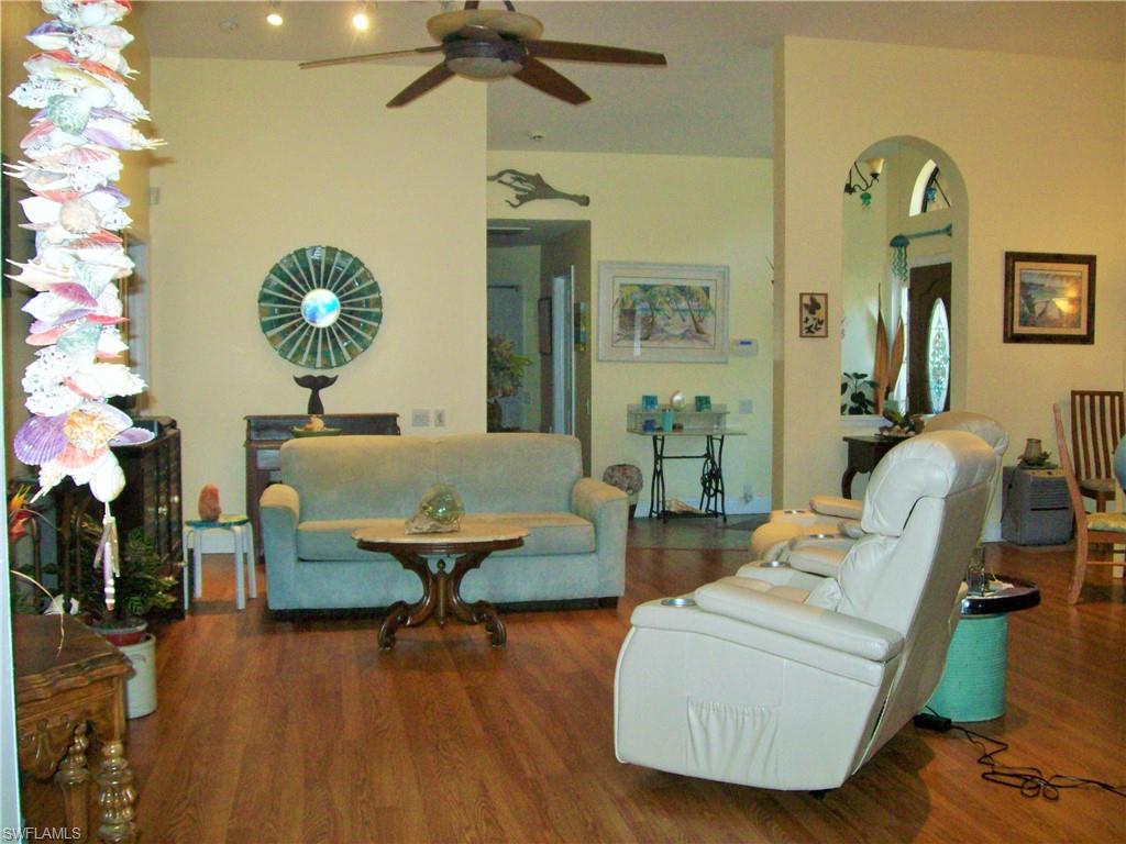 ISLAND PARK VILLAGE - Residential