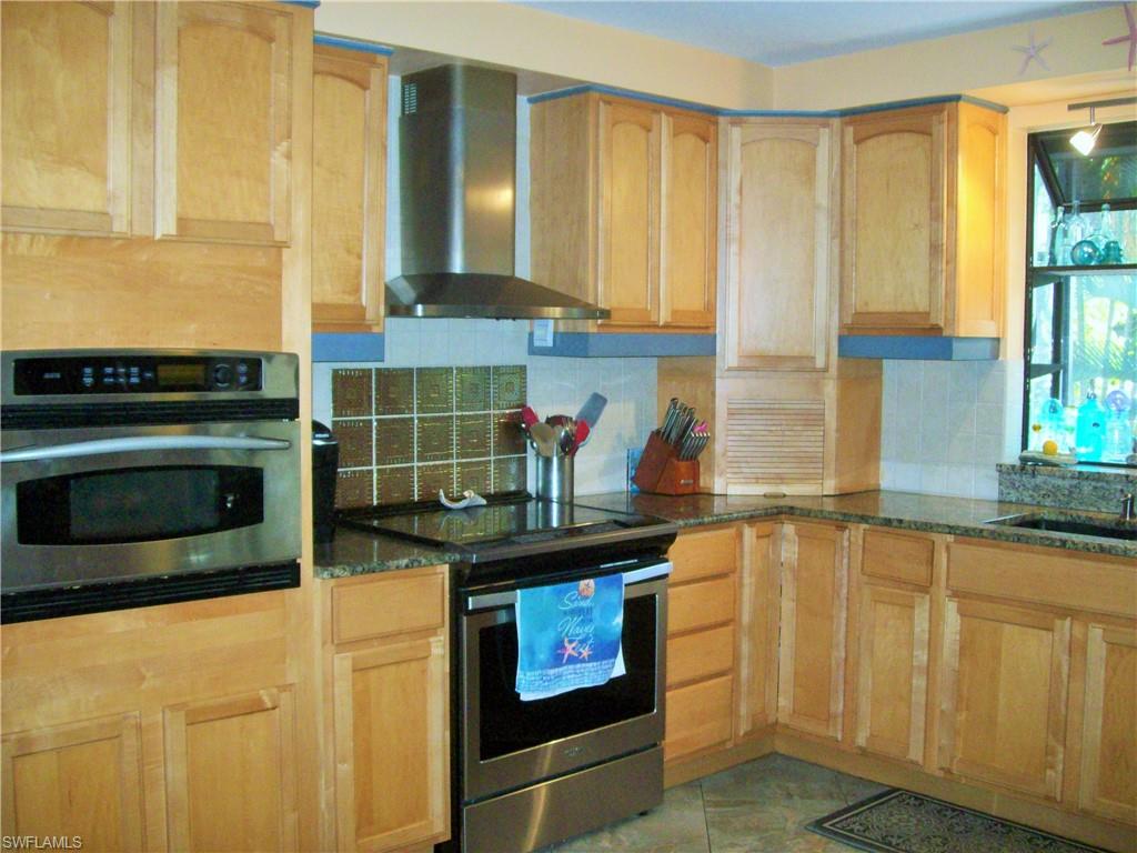 ISLAND PARK VILLAGE - Residential