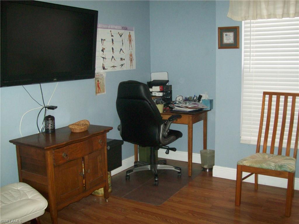 ISLAND PARK VILLAGE - Residential