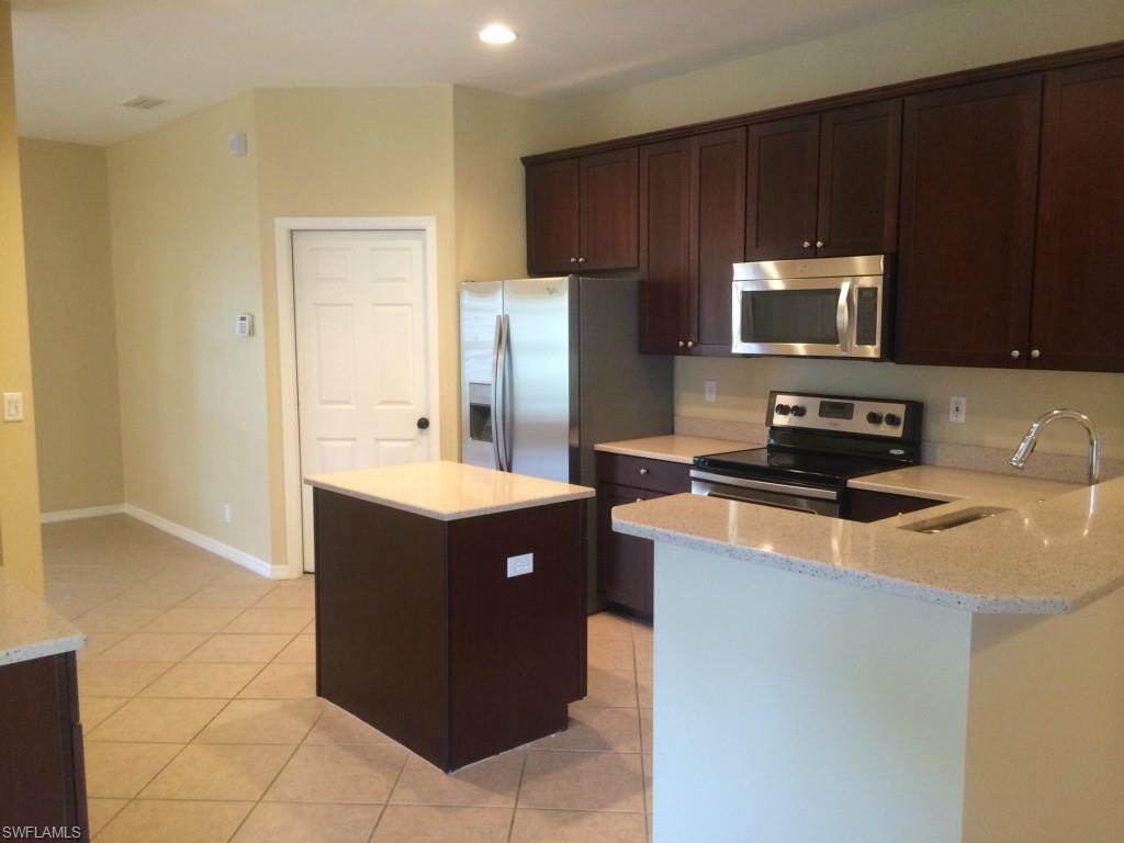 HEATHERWOOD LAKES - Residential