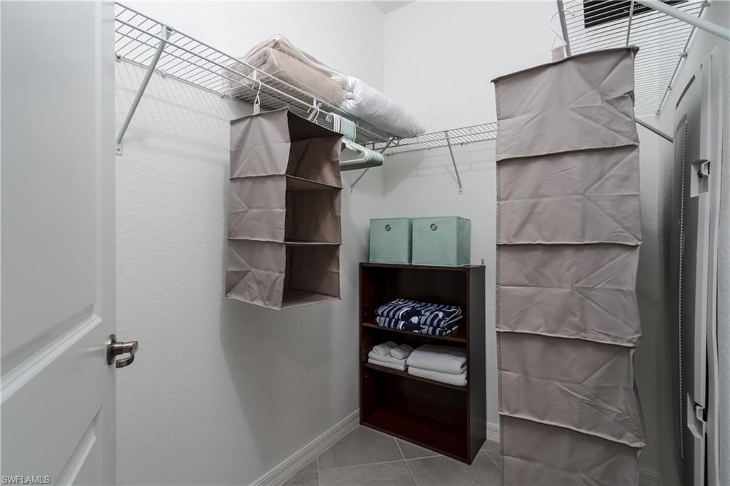 THE GROVES AT ORANGE BLOSSOM RANCH - Residential Lease