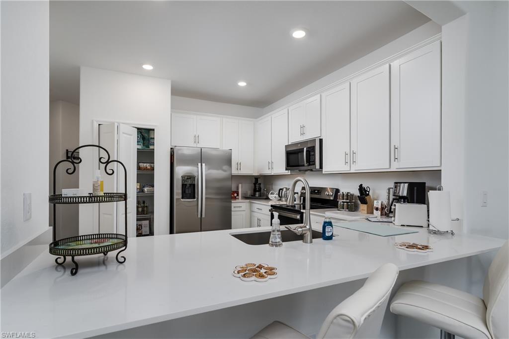 THE GROVES AT ORANGE BLOSSOM RANCH - Residential Lease