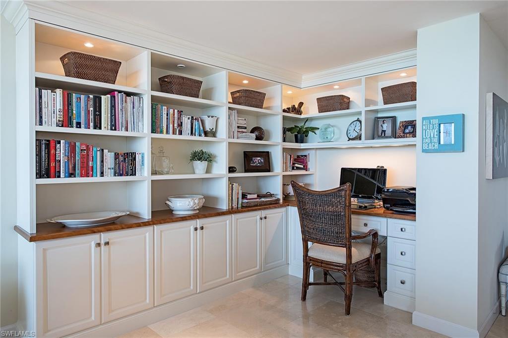 BRIGHTON AT BAY COLONY - Residential