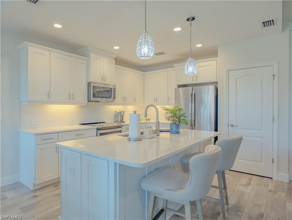 RICHMOND PARK - Residential Lease