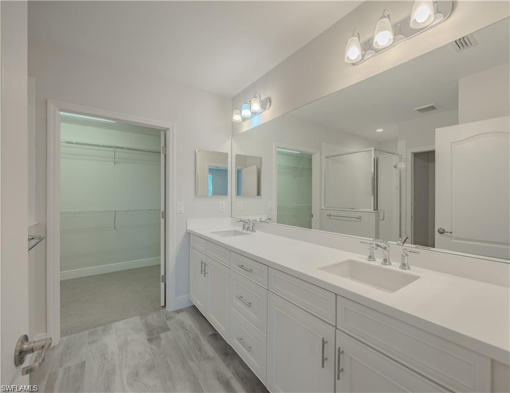 RICHMOND PARK - Residential Lease