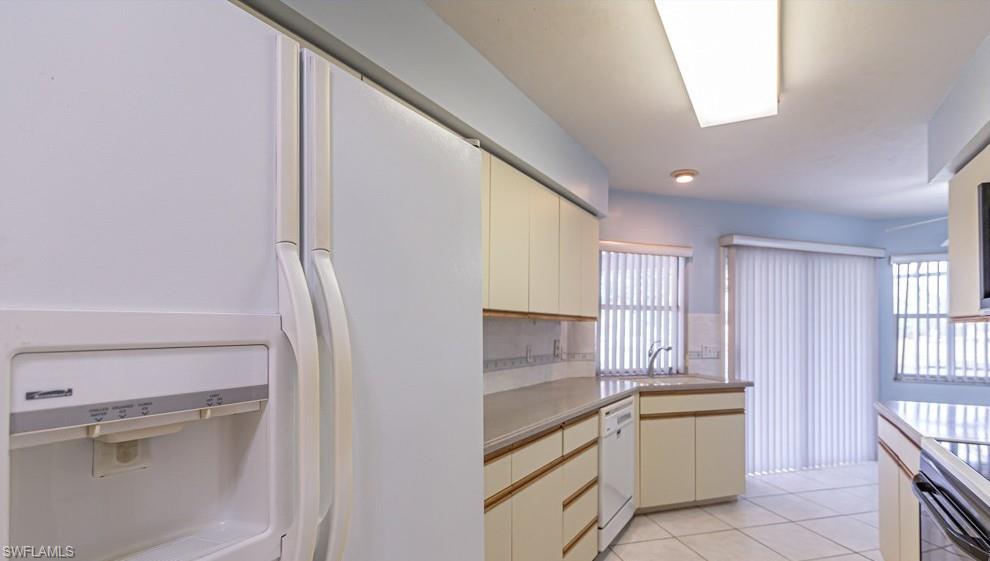 FOREST LAKES - Residential