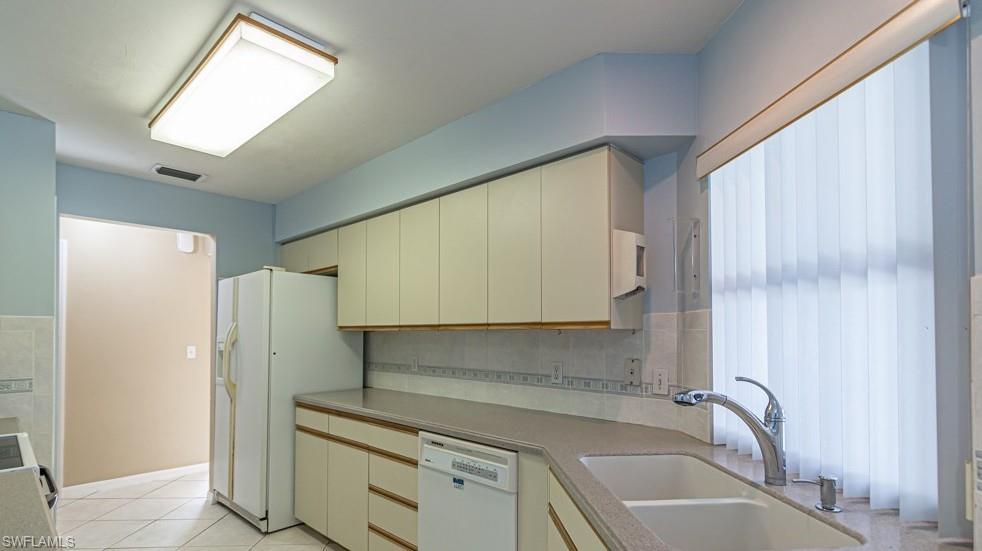 FOREST LAKES - Residential