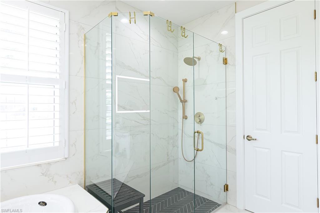 MARCO BEACH - Residential