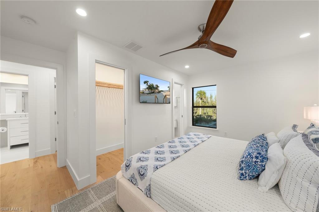 BEACH HOMES - Residential