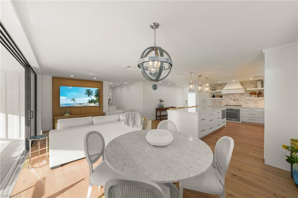 BEACH HOMES - Residential