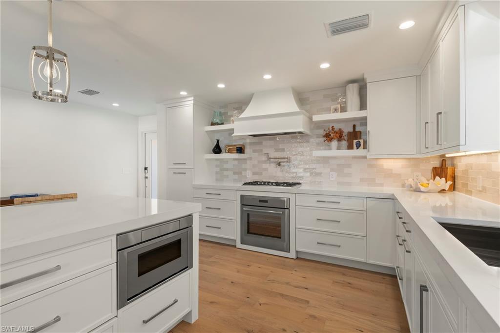 BEACH HOMES - Residential