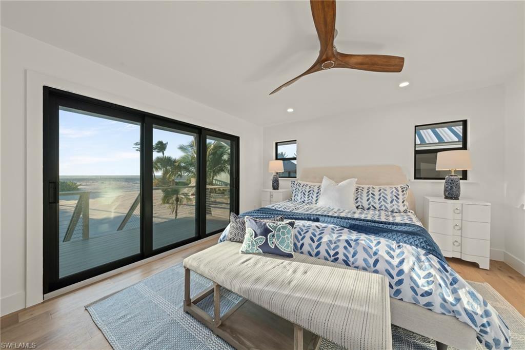 BEACH HOMES - Residential