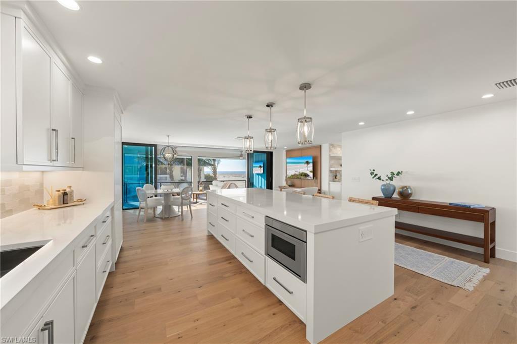 BEACH HOMES - Residential