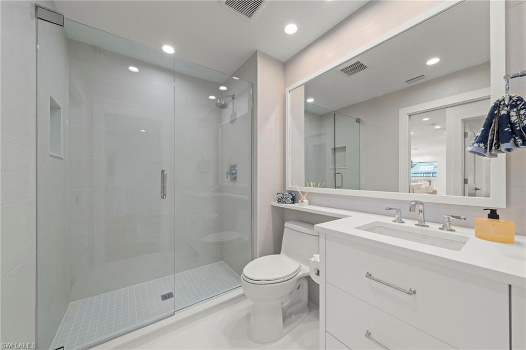 BEACH HOMES - Residential