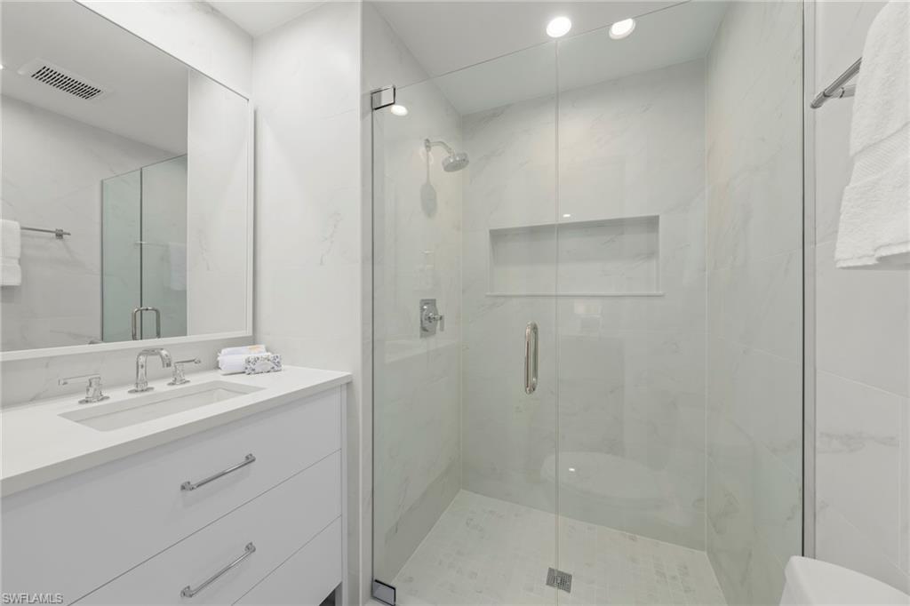 BEACH HOMES - Residential