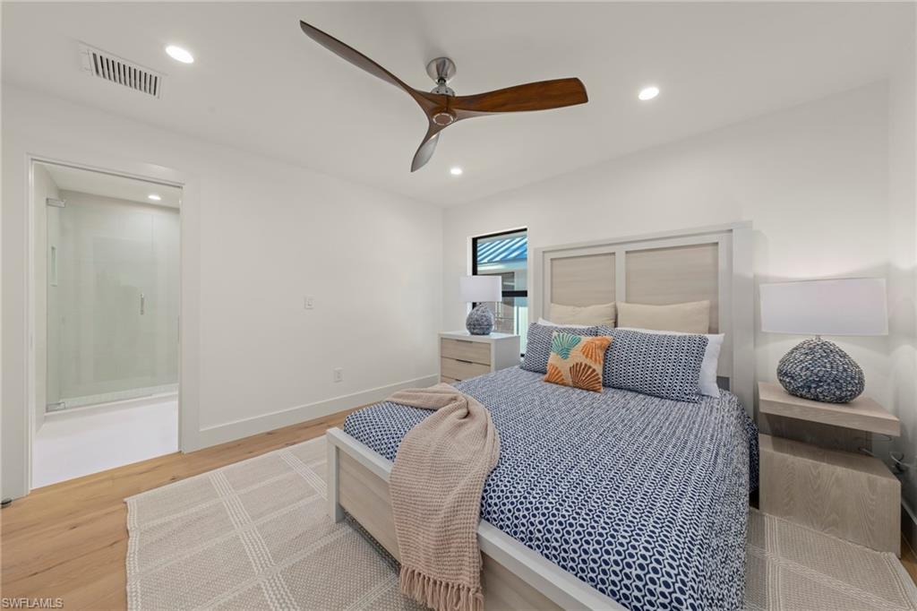 BEACH HOMES - Residential