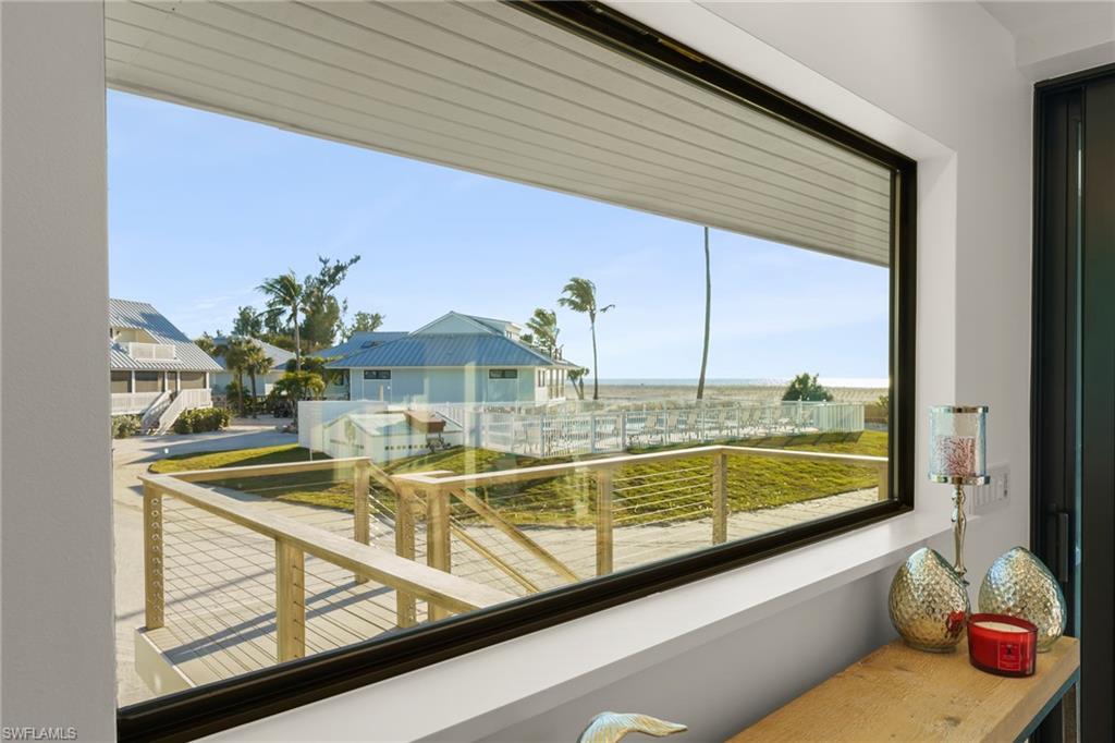 BEACH HOMES - Residential