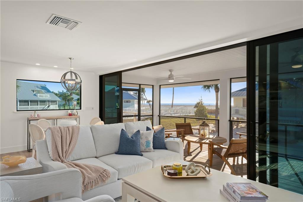 BEACH HOMES - Residential