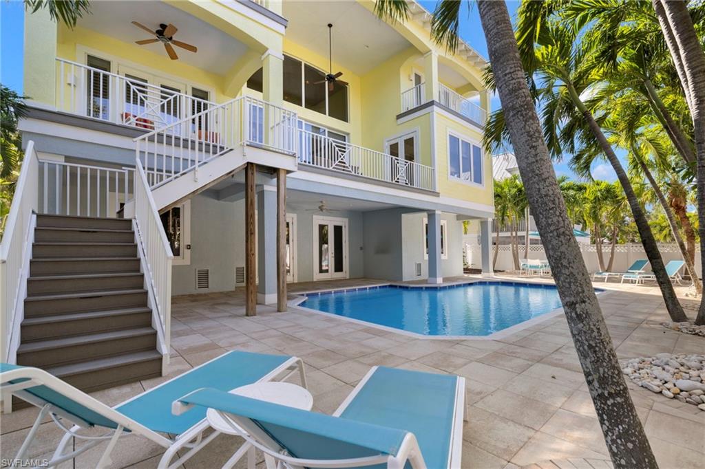 CAPTIVA BEACH - Residential
