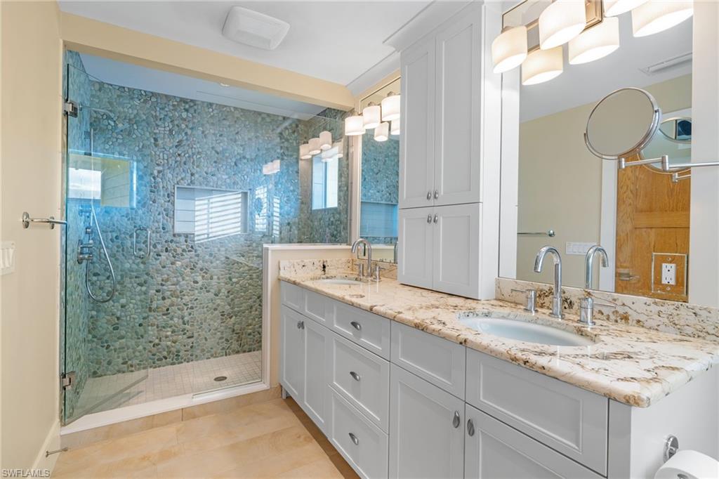 CAPTIVA BEACH - Residential