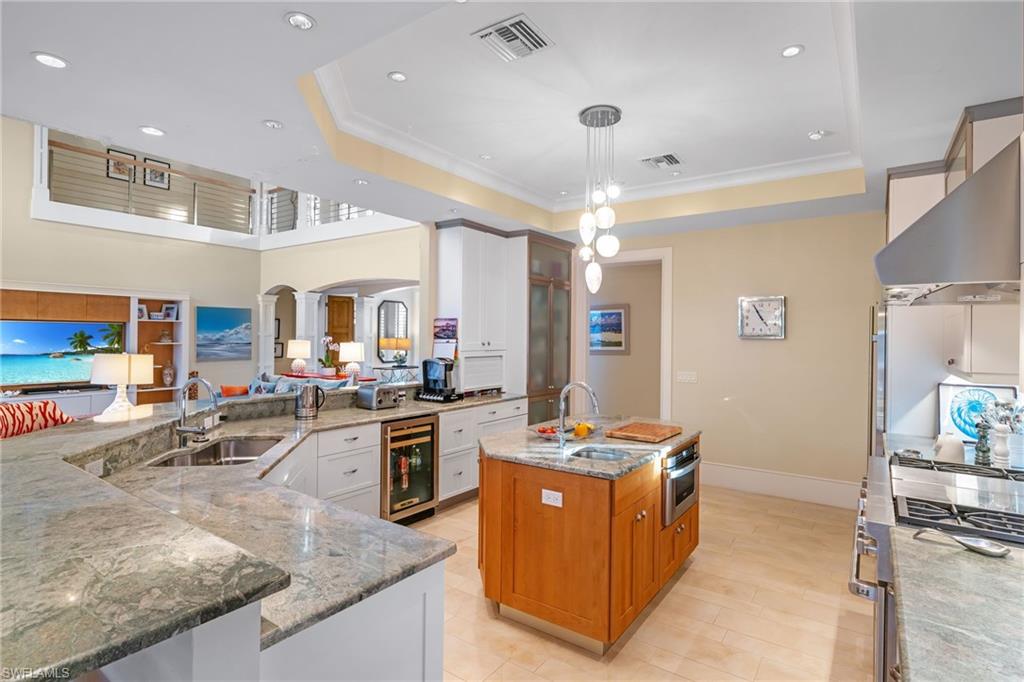 CAPTIVA BEACH - Residential