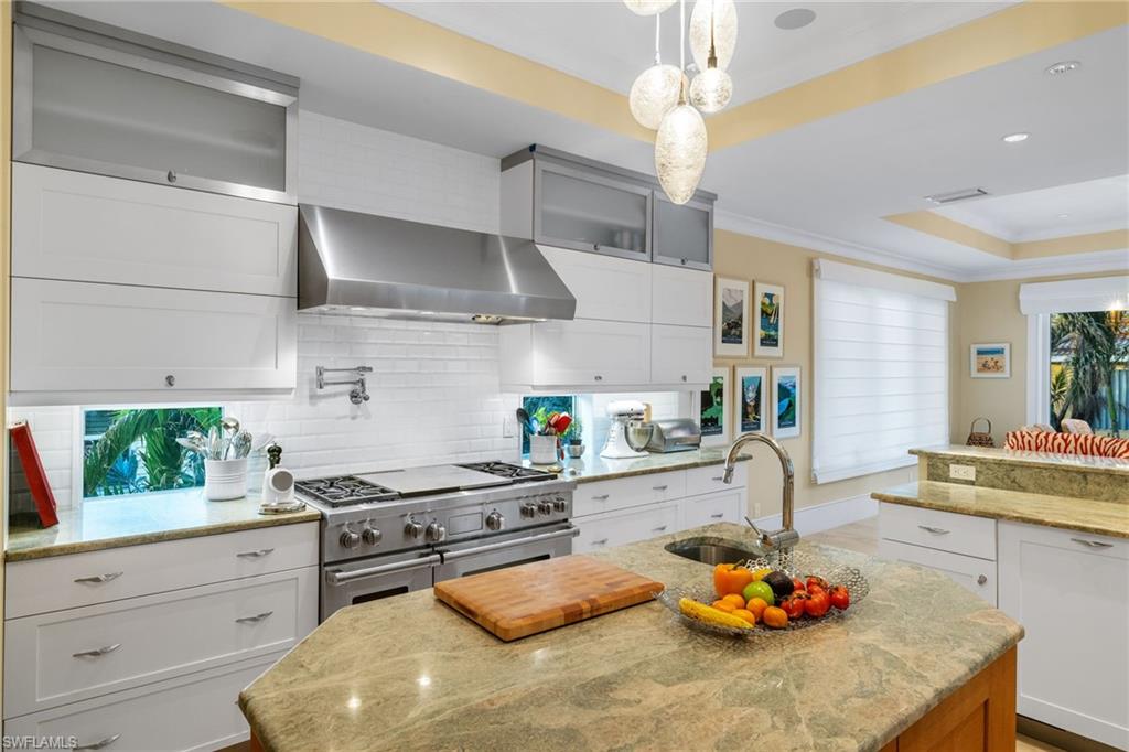 CAPTIVA BEACH - Residential