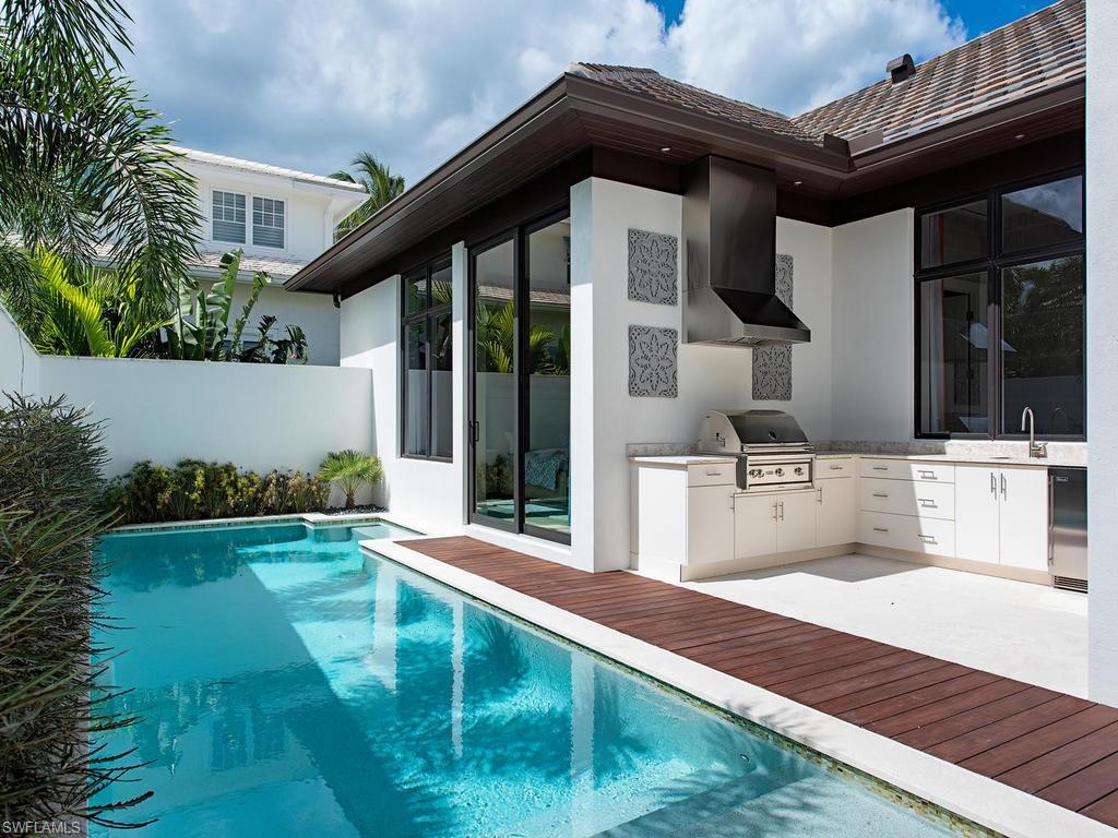 OLDE NAPLES - Residential