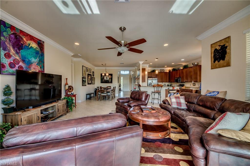 BOTANICA LAKES - Residential