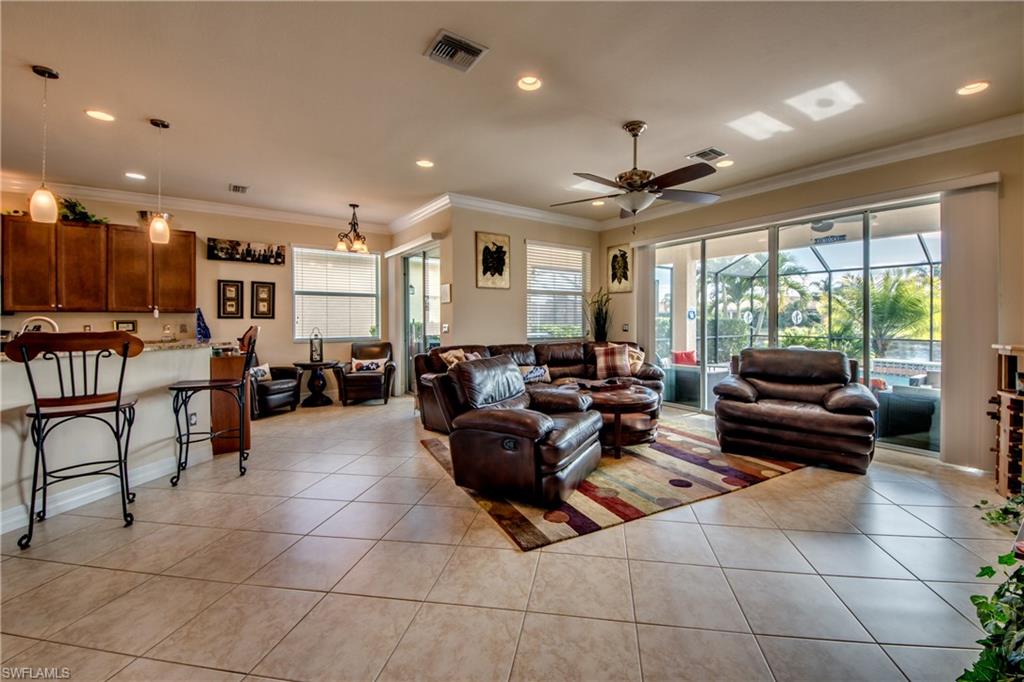 BOTANICA LAKES - Residential