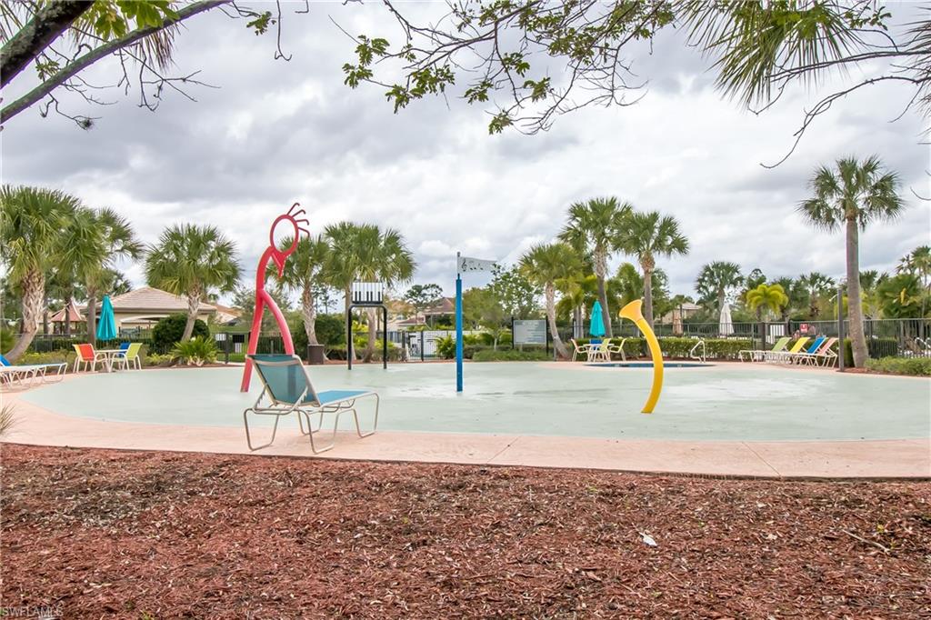 BOTANICA LAKES - Residential