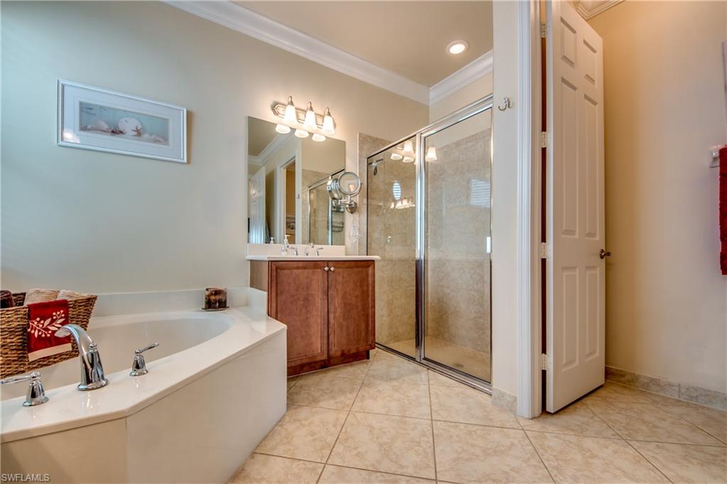 BOTANICA LAKES - Residential