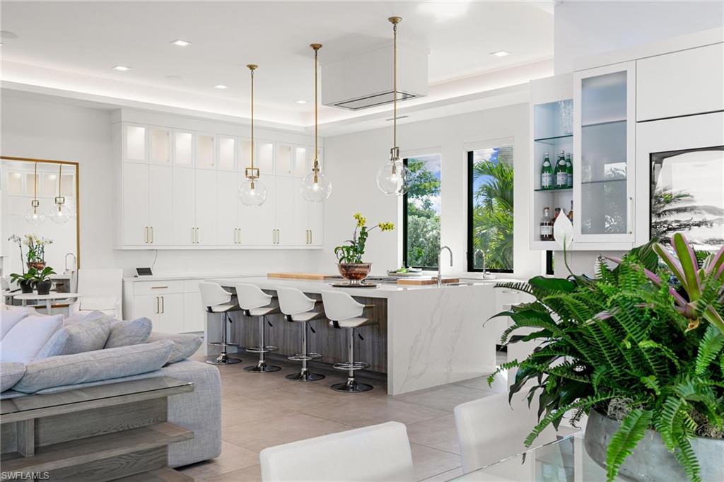 MARCO ISLAND - Residential