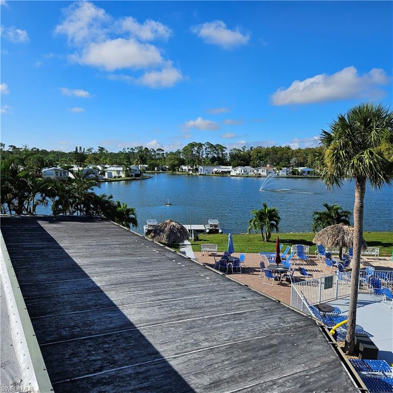 CORKSCREW WOODLANDS - Residential