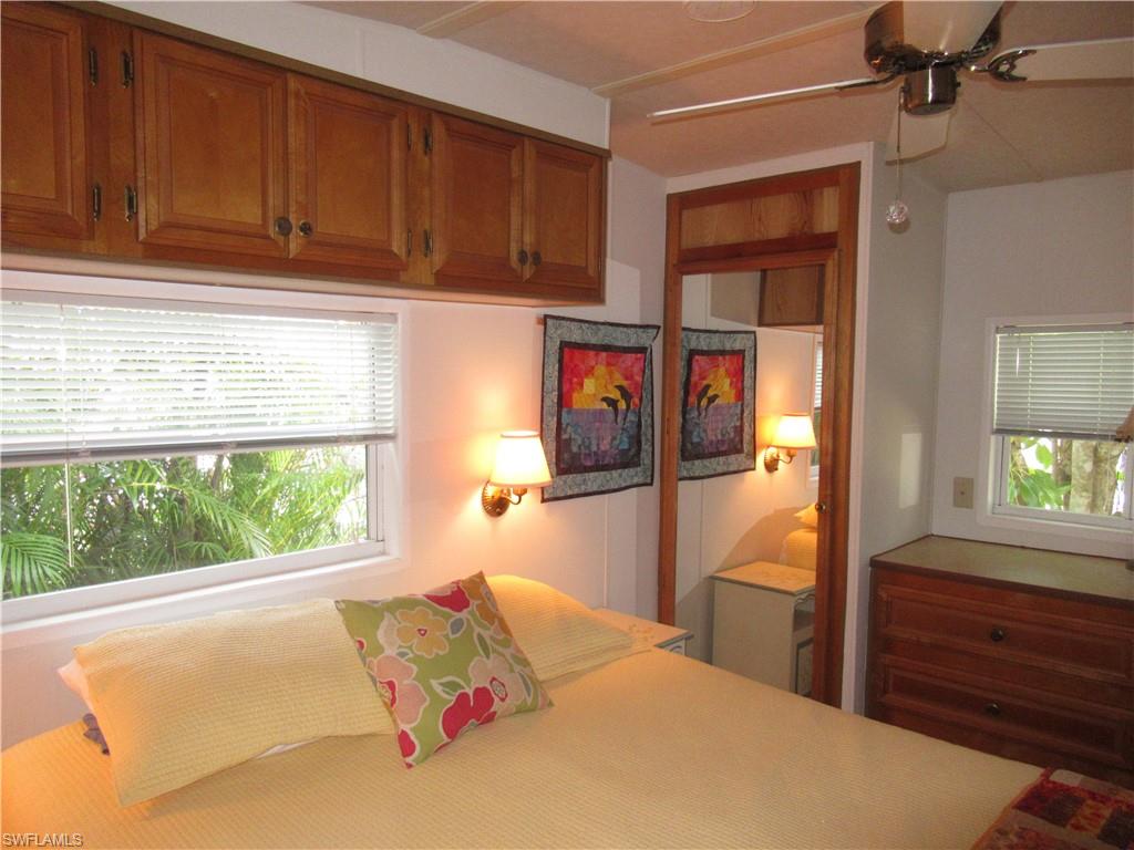 CORKSCREW WOODLANDS - Residential